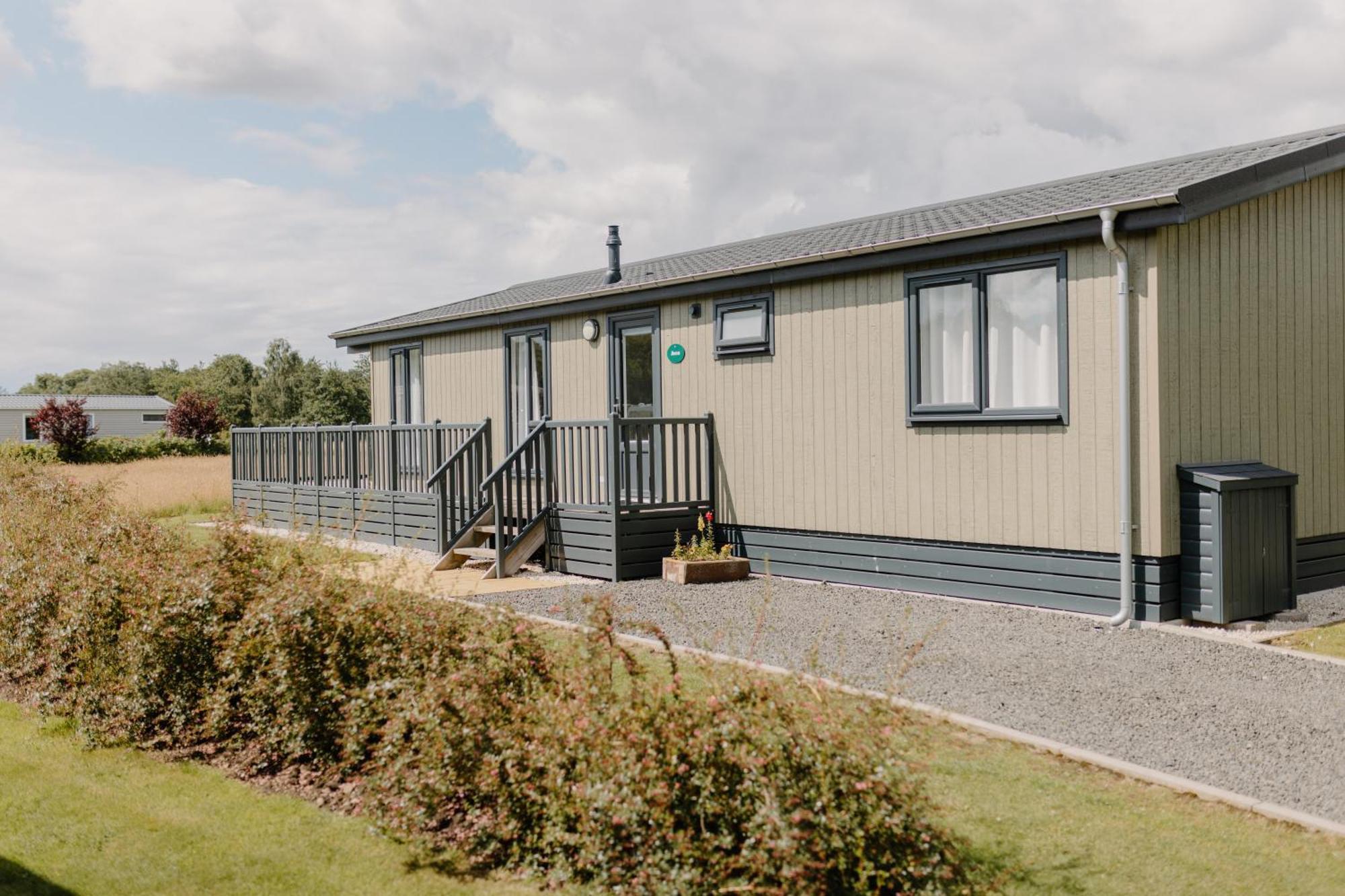 Linwater Holiday Park Villa Newbridge  ภายนอก รูปภาพ